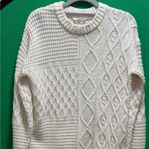 Elegant Cream Cable Knit Turtleneck Sweater